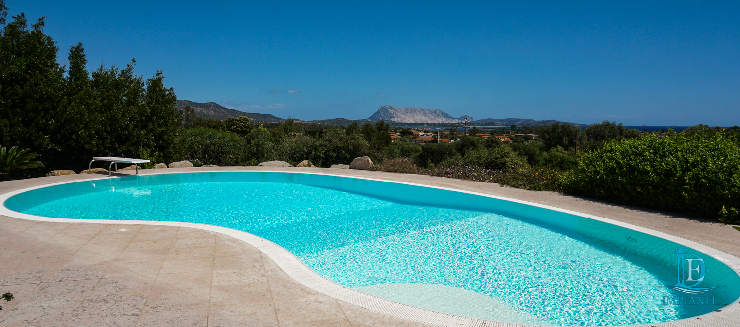 La piscina è una risorsa o uno spreco d'acqua?